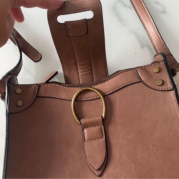 Simply Noelle structured crossbody - Picture 6 of 9